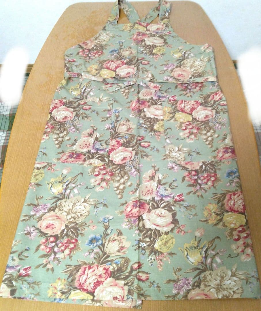 美品 RALPH LAURENラルフローレンエプロン花柄 ローズ - メルカリ