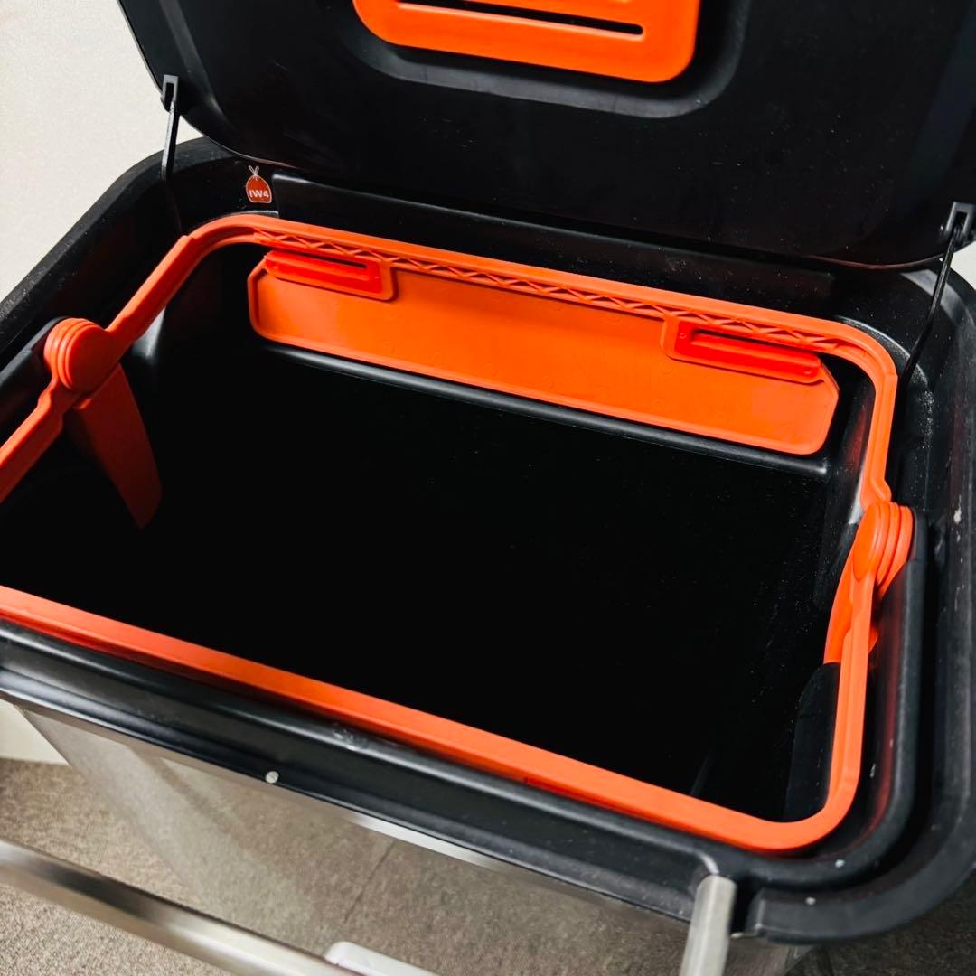 C23早い者勝ち✨ ジョセフジョセフ 圧縮機能付きゴミ箱 クラッシュボックス