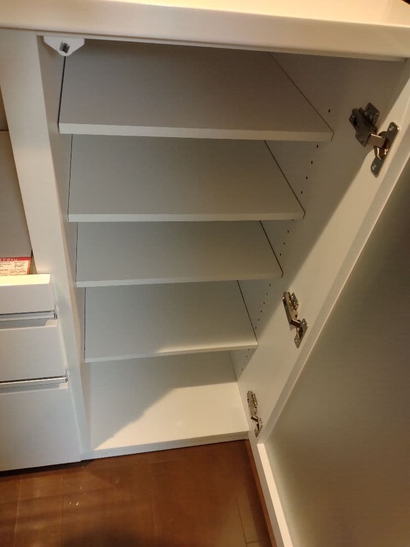 引取歓迎♪ニトリ・キッチンカウンター・食器棚、木製レンジボード　ホワイト　白色