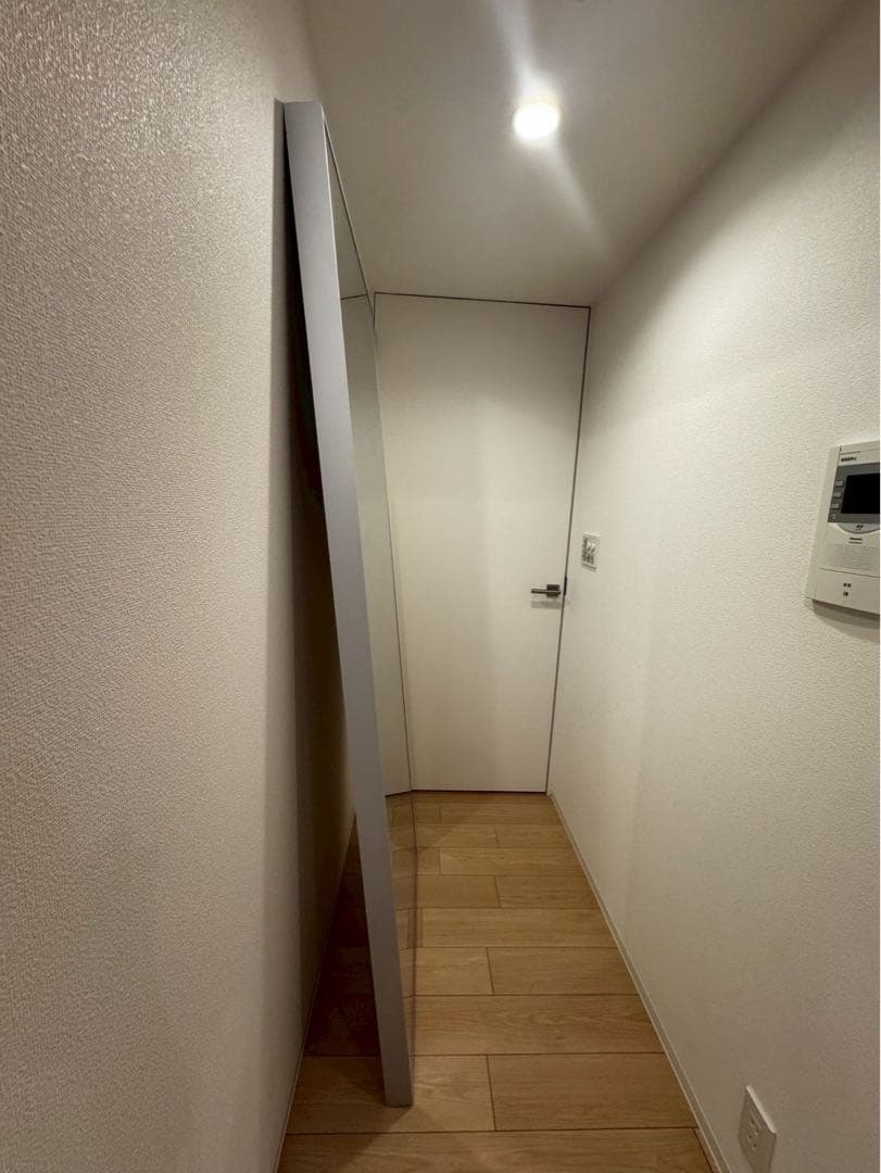 IKEAシンプルスタンドミラー 大きめ シルバー