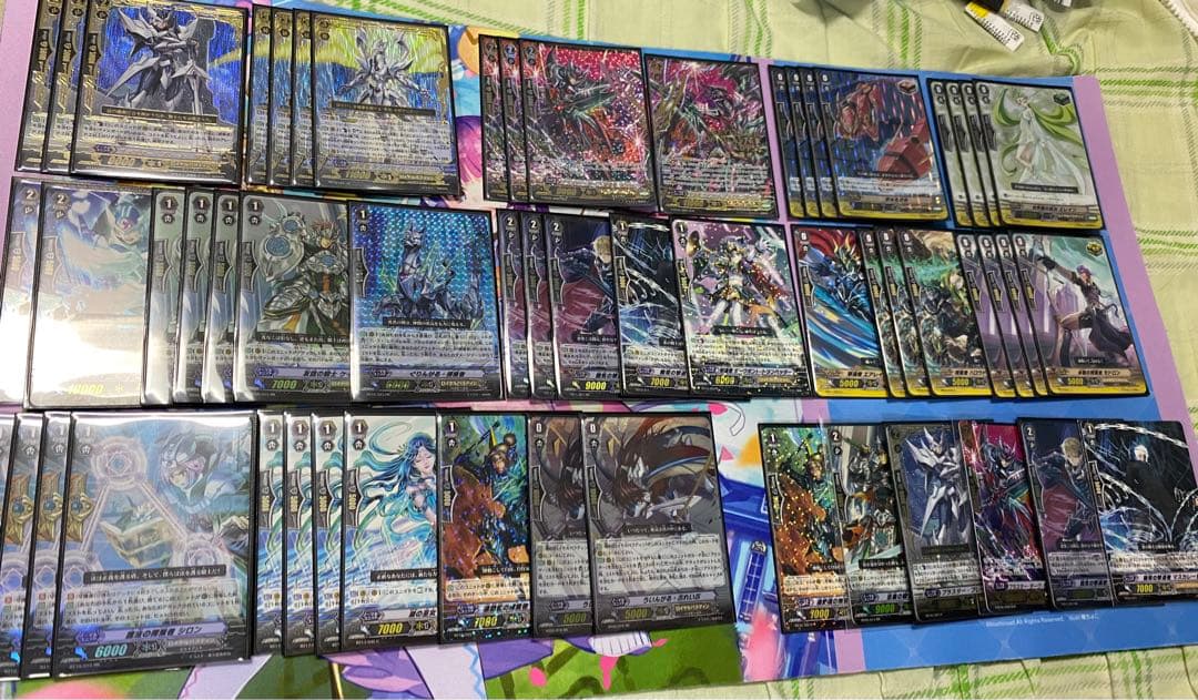 ヴァンガード 陣頭の騎士 テイスファルト RRR 4枚