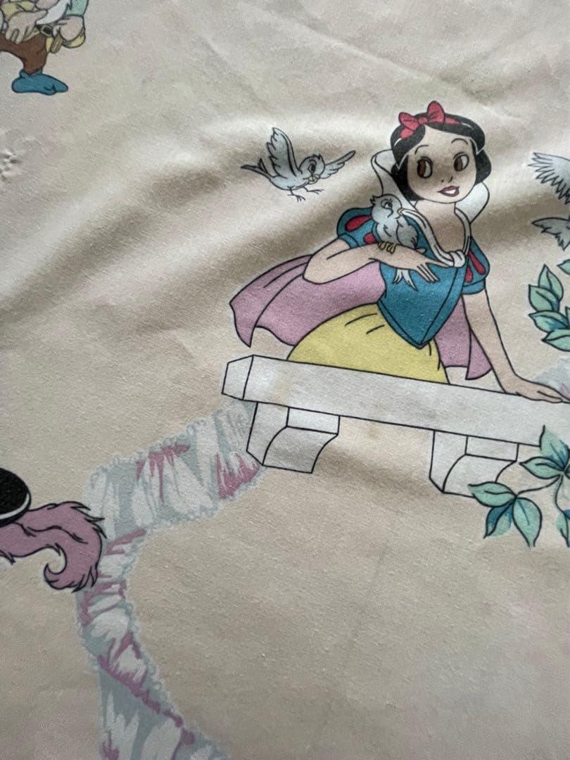 ☆ビンテージシーツ　レトロ　白雪姫　ディズニー　小人