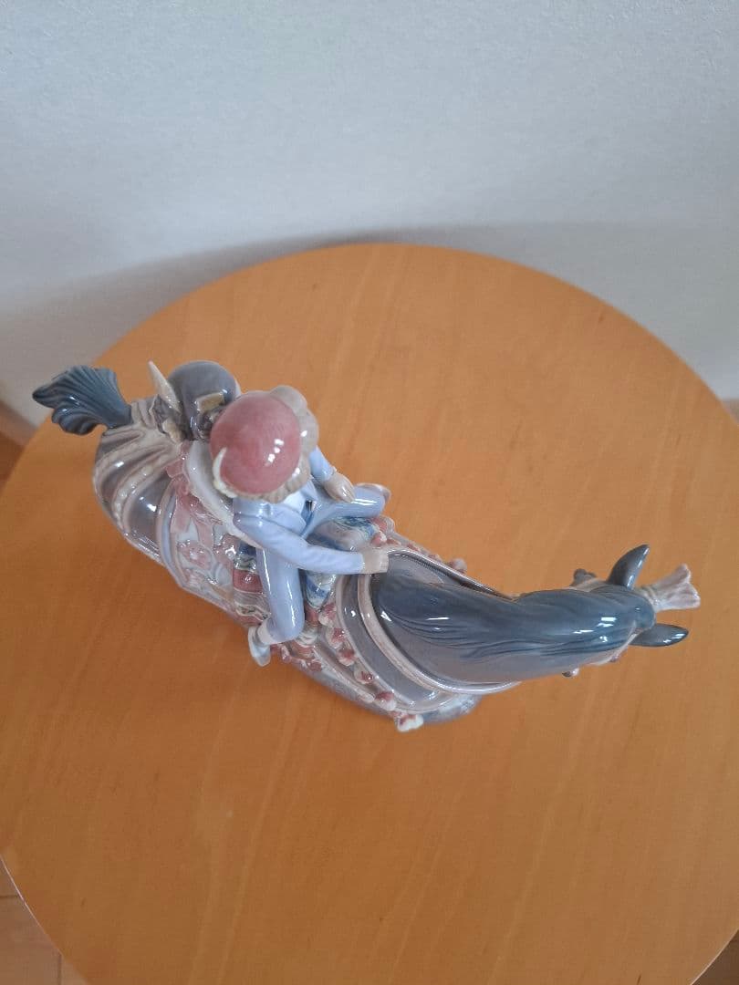 リヤドロ/lladro　サンホセの祭り　少年少女の行進