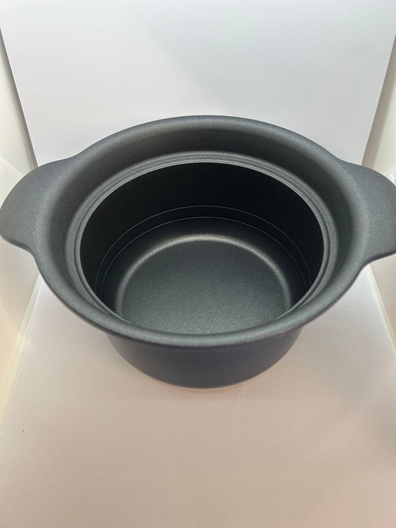 【新品未使用・箱なし】栗原はるみ 万能鍋 小 蒸し器付き／鍋つかみおまけ