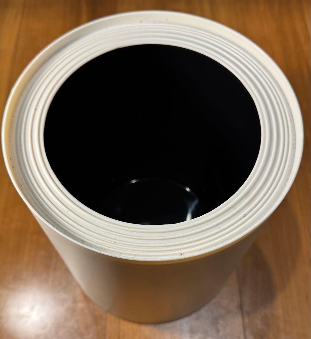 空間を整える】北欧モダン デザインダストボックス白 スタイリッシュ