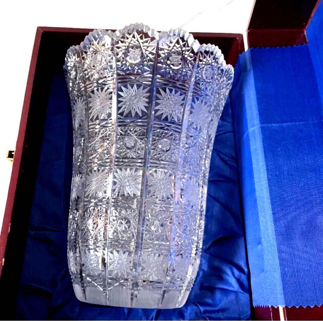 新品　美しい　ラスカボヘミア Bohemia 花瓶 17115/500/8