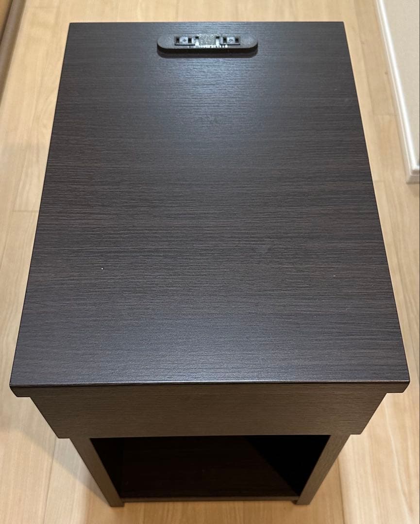 サイドテーブル　ナイトテーブル　ベッドサイド