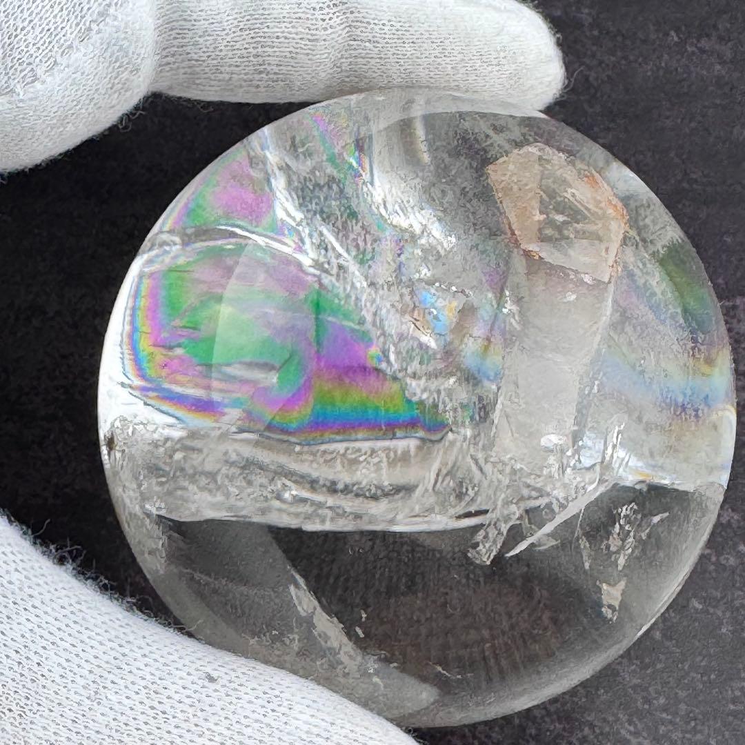 M-24虹入りクォーツインクォーツ 丸玉 天然水晶スフィア　内包結晶　クリスタル