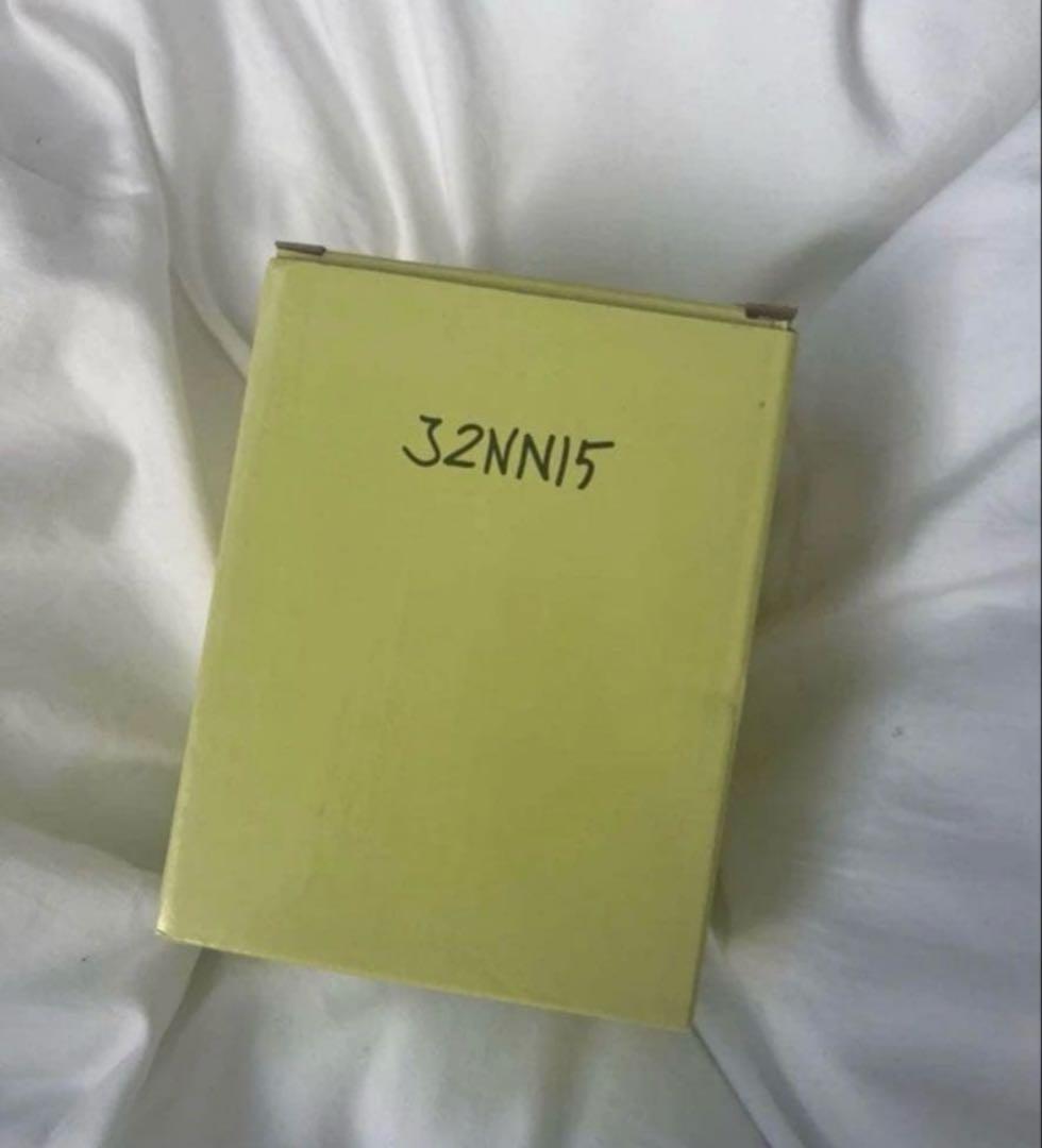 JENNIE写真展 J2NNI5 POP UP代官山蔦屋書店 candle緑 - メルカリ