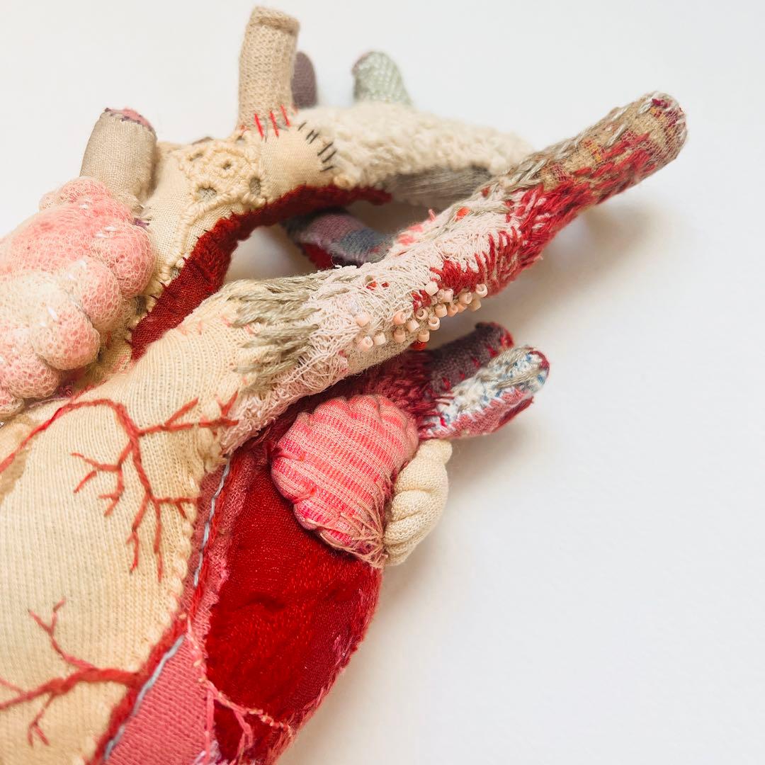 coz. Otake Cozue 心臓のぬいぐるみオブジェ