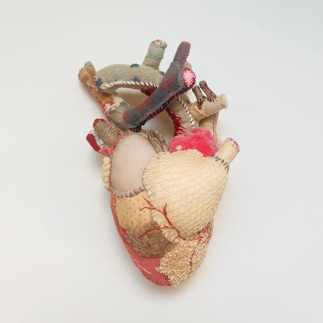 coz. Otake Cozue 心臓のぬいぐるみオブジェ