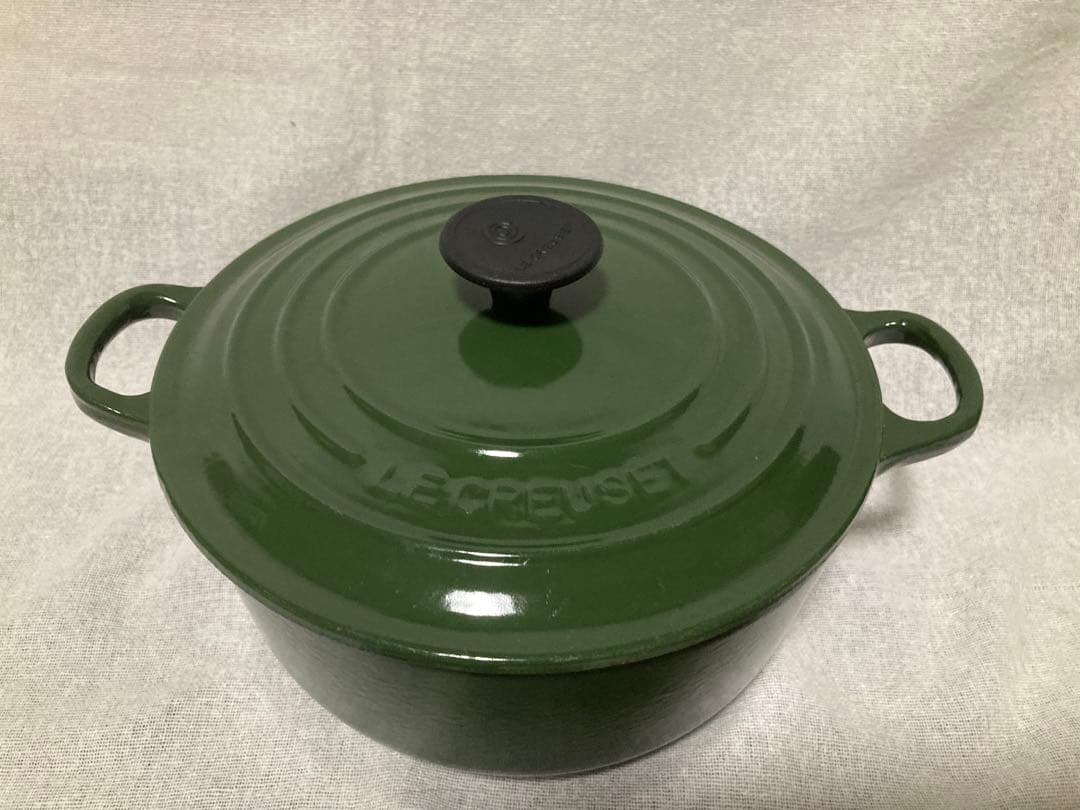 ル・クルーゼ　ココットロンド　20㎝　モスグリーン