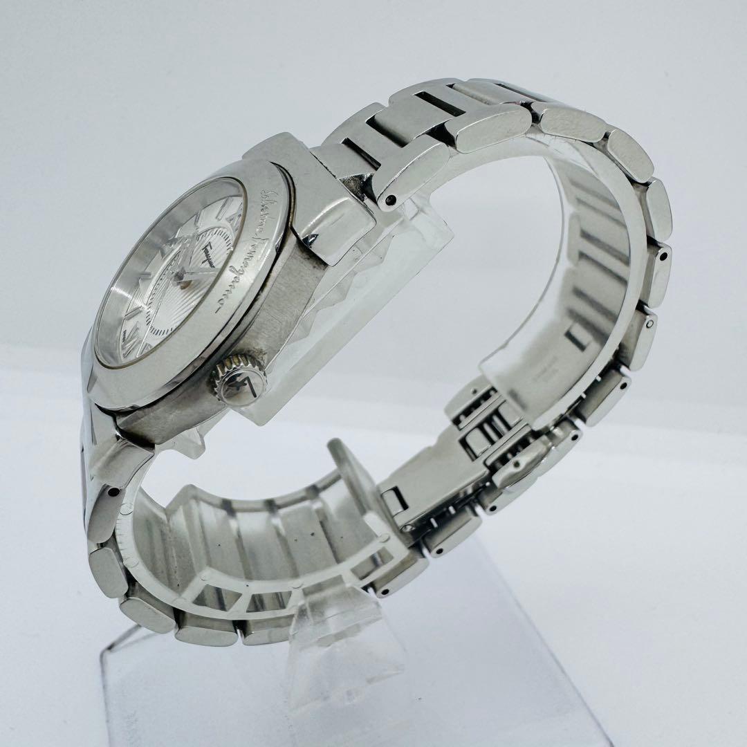 ✨Ferragamo✨フェラガモ✨ガンチーニ✨シルバー文字盤クォーツ✨腕時計✨