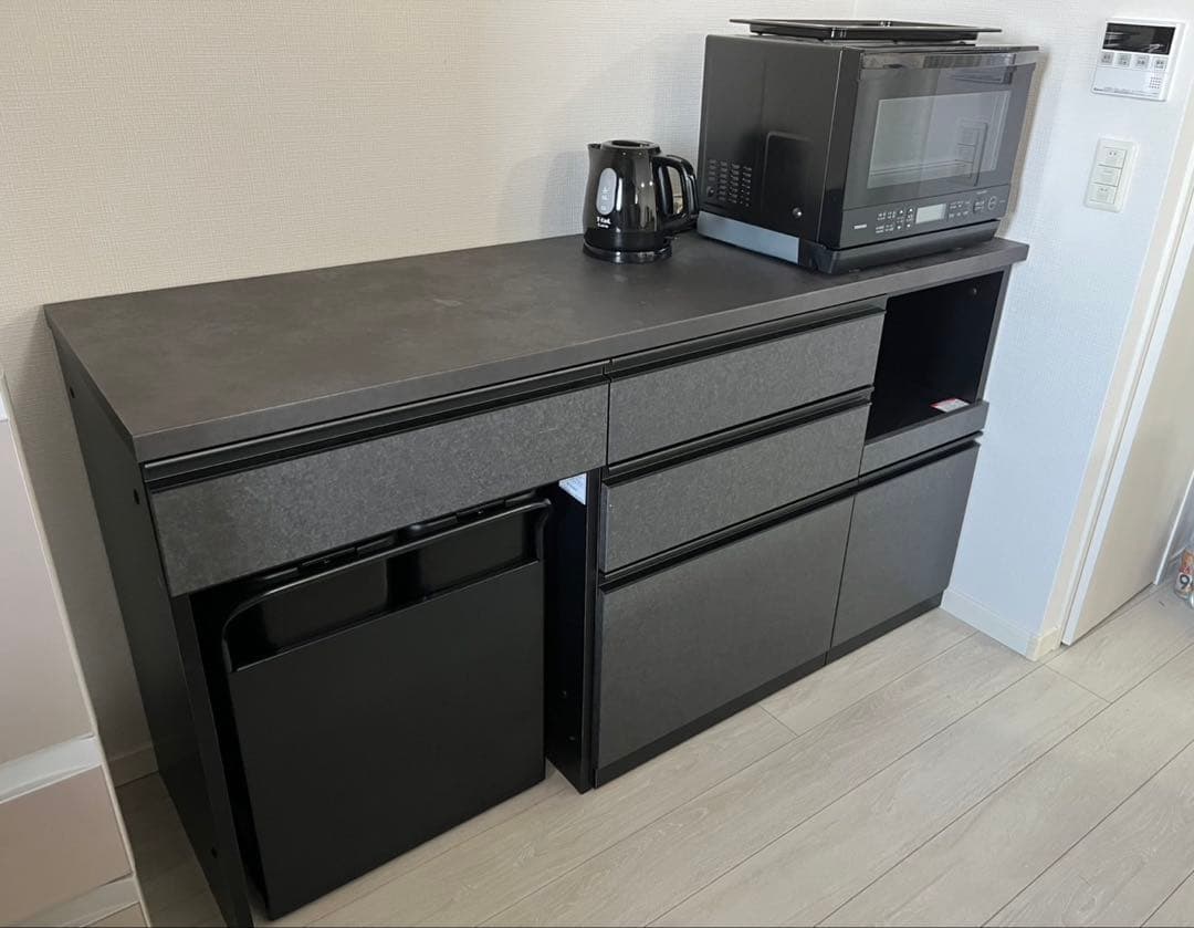 ニトリ　食器棚　ブラック　もっぱ