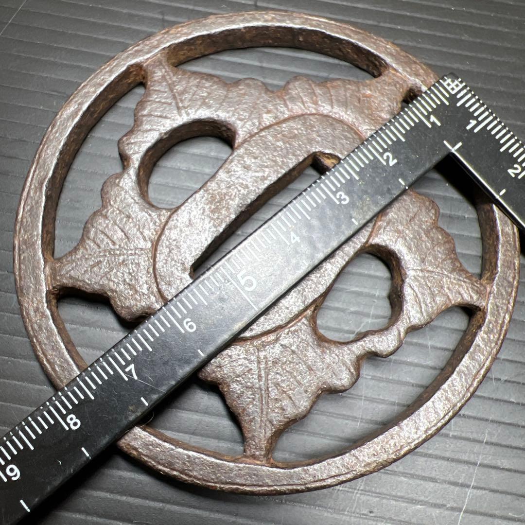 江戸初期 鉄地真丸形両⚪︎ 無銘尾張栃畑鍔 極〆箱 東Y7-1010☆2F