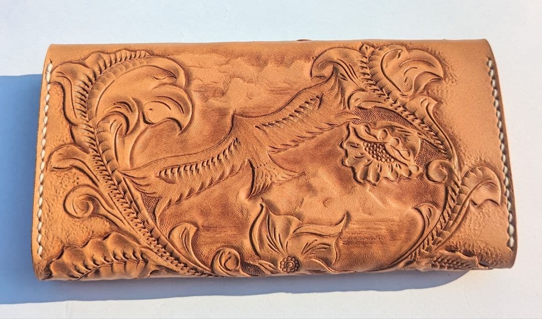 飛翔するイーグル　ロングウォレット　フルカービング　訳あり