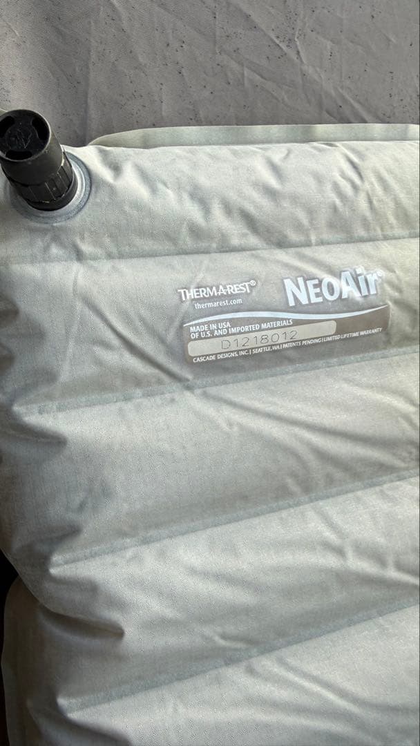 【未使用・エア漏れなし】サーマレスト NEOAIR 厚手エアーマット 冬キャンプ