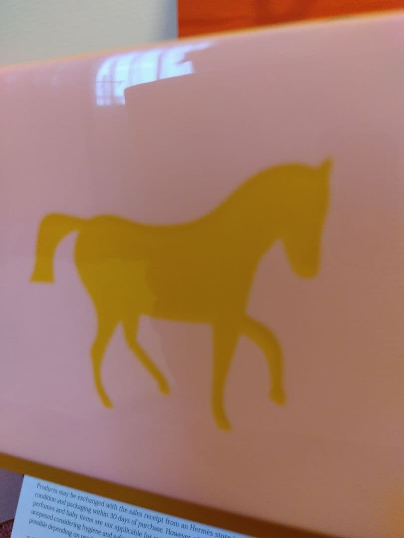 ティッシュボックス