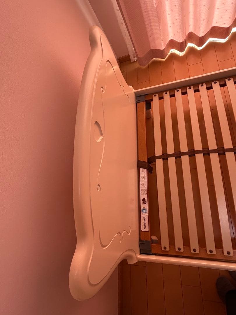 カリモク　ベッドフレーム　シングルサイズ