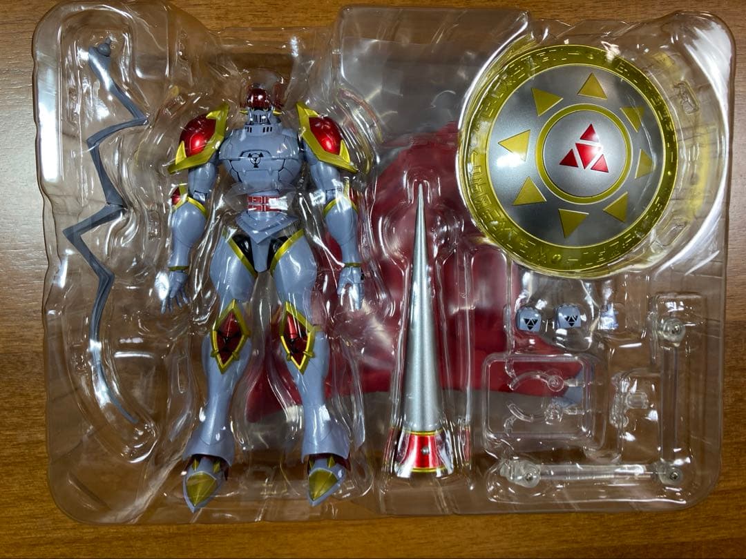 S.H.フィギュアーツ デジモンテイマーズ デュークモン -聖騎士再誕-