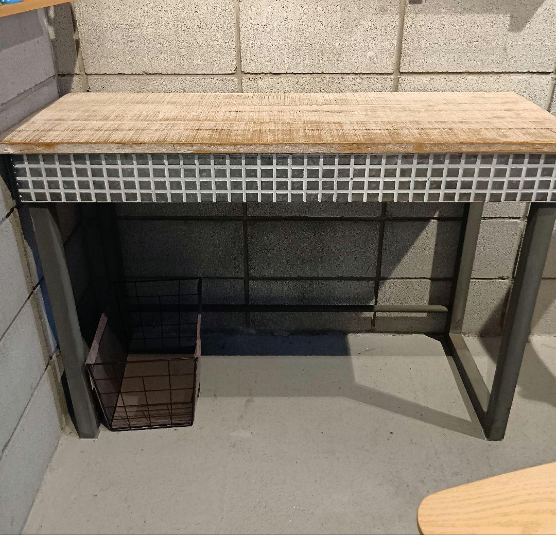 カウンターテーブル　ブリキ　台　テーブル　家具　ハイテーブル