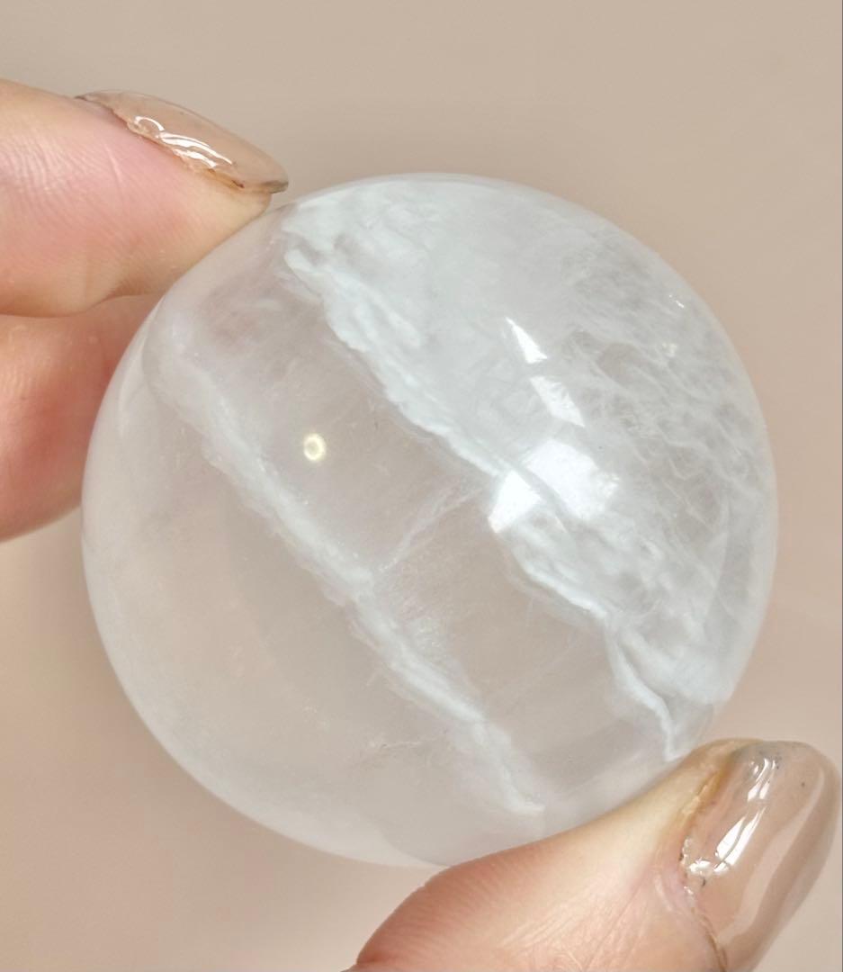 《高品質・オーロラ虹映》セリサイト イン フローライト＊スフィア 丸玉