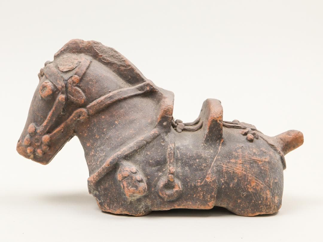 埴輪馬 発掘 土器 古墳 動物埴輪 ハニワ