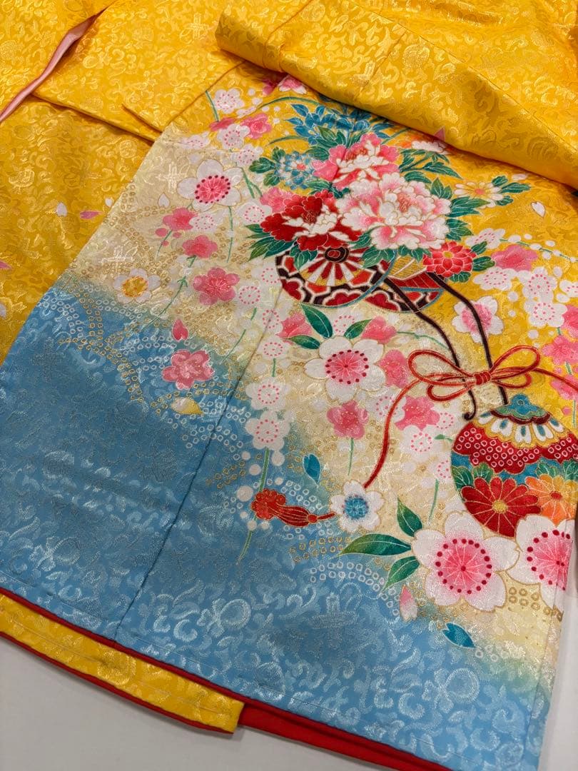 七五三　3歳女の子着物　新品　２点セット　鮮やか黄色　水色　花車　手毬　日本製