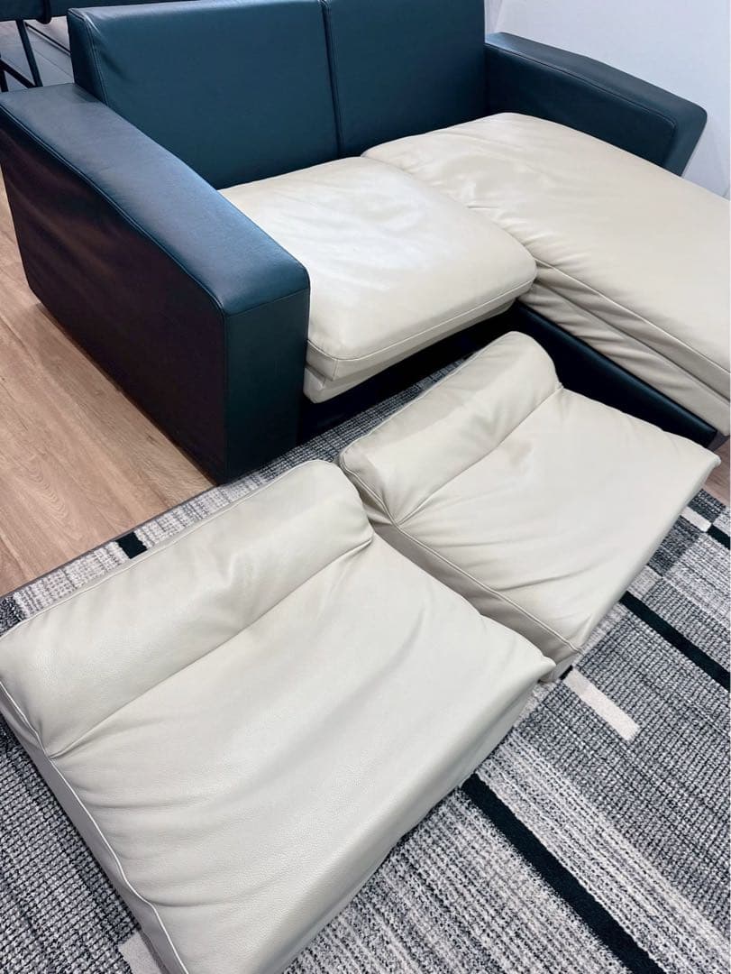 東京インテリア オーダー カウチ ソファー 黒白 シンプル おしゃれ 2人掛け