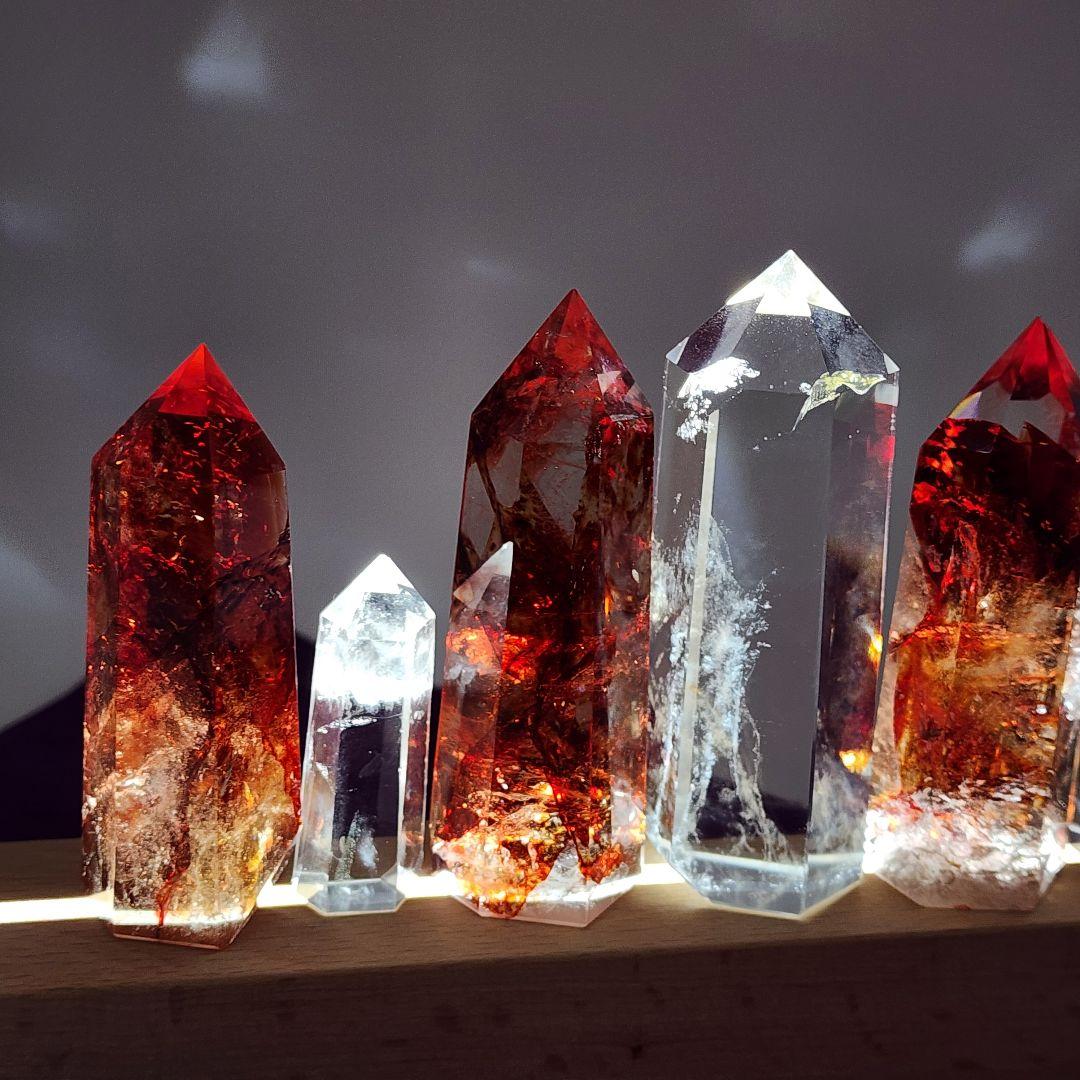 【天然石】ファイヤークォーツ＆水晶 ポイント7本セット LEDライト台座付き