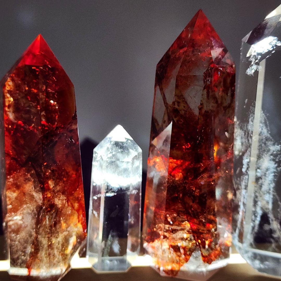 【天然石】ファイヤークォーツ＆水晶 ポイント7本セット LEDライト台座付き