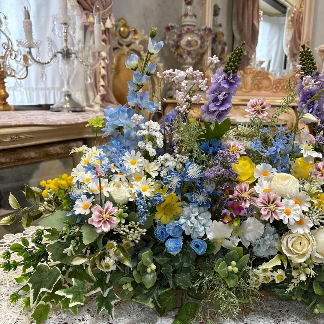 特大サイズ・横広・フラワーアレンジメント・サンタアコーディオンオルゴール合計2点