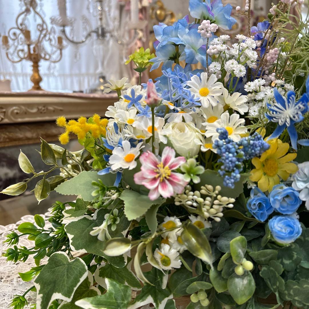 特大サイズ・横広・フラワーアレンジメント・サンタアコーディオンオルゴール合計2点