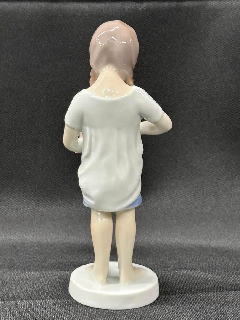 【保管品】B&G BING&GRONDAHL フィギュリン　少女　猫　1779