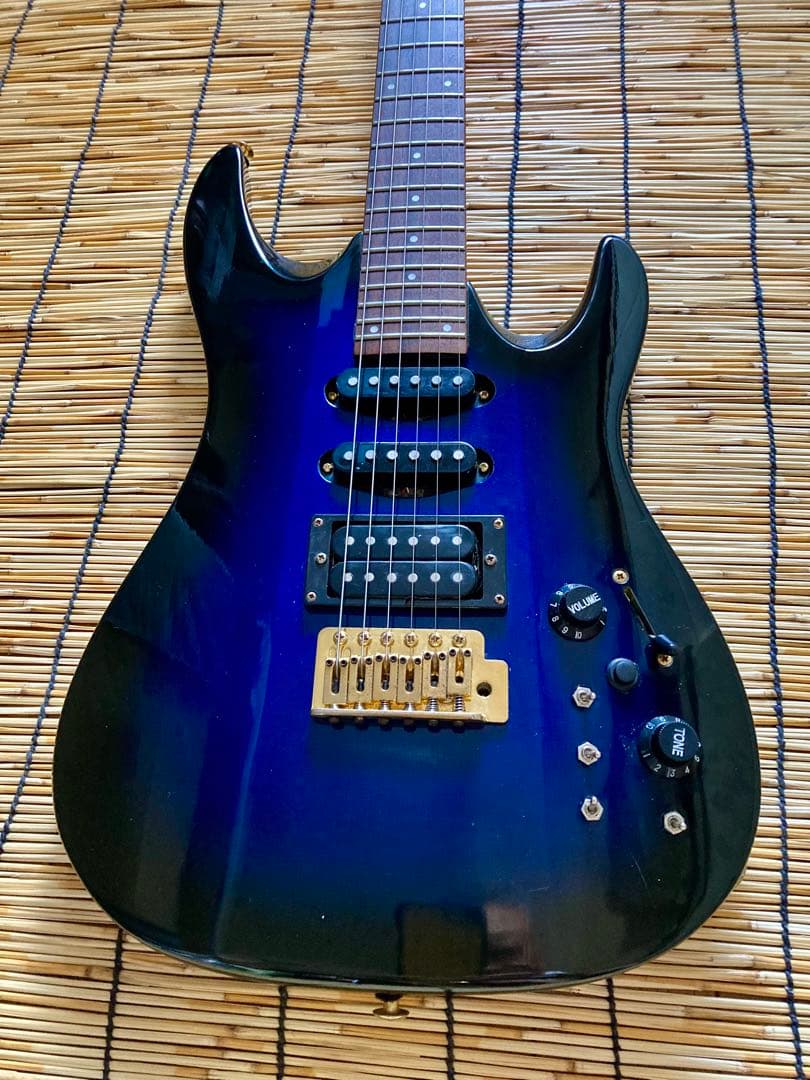 ☆値下決断 ☆ 貴賓ある群青色 多機能搭載 Aria Pro II ST - メルカリ