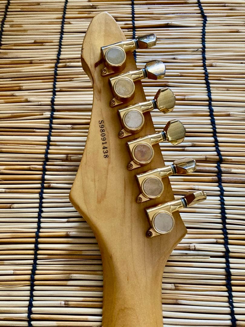 ☆値下決断 ☆ 貴賓ある群青色 多機能搭載 Aria Pro II ST - メルカリ