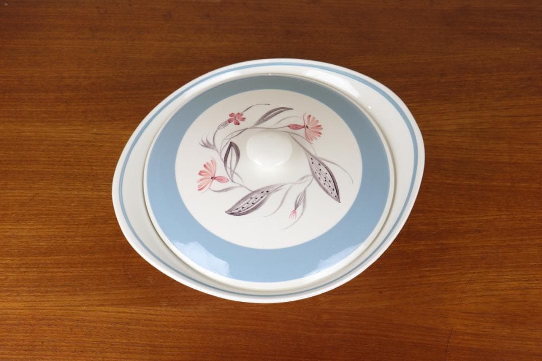 スージークーパー　ピンクキャンピオン　チュリーン　蓋付きボウル　ハンドペイント