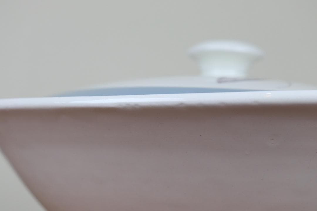 スージークーパー　ピンクキャンピオン　チュリーン　蓋付きボウル　ハンドペイント