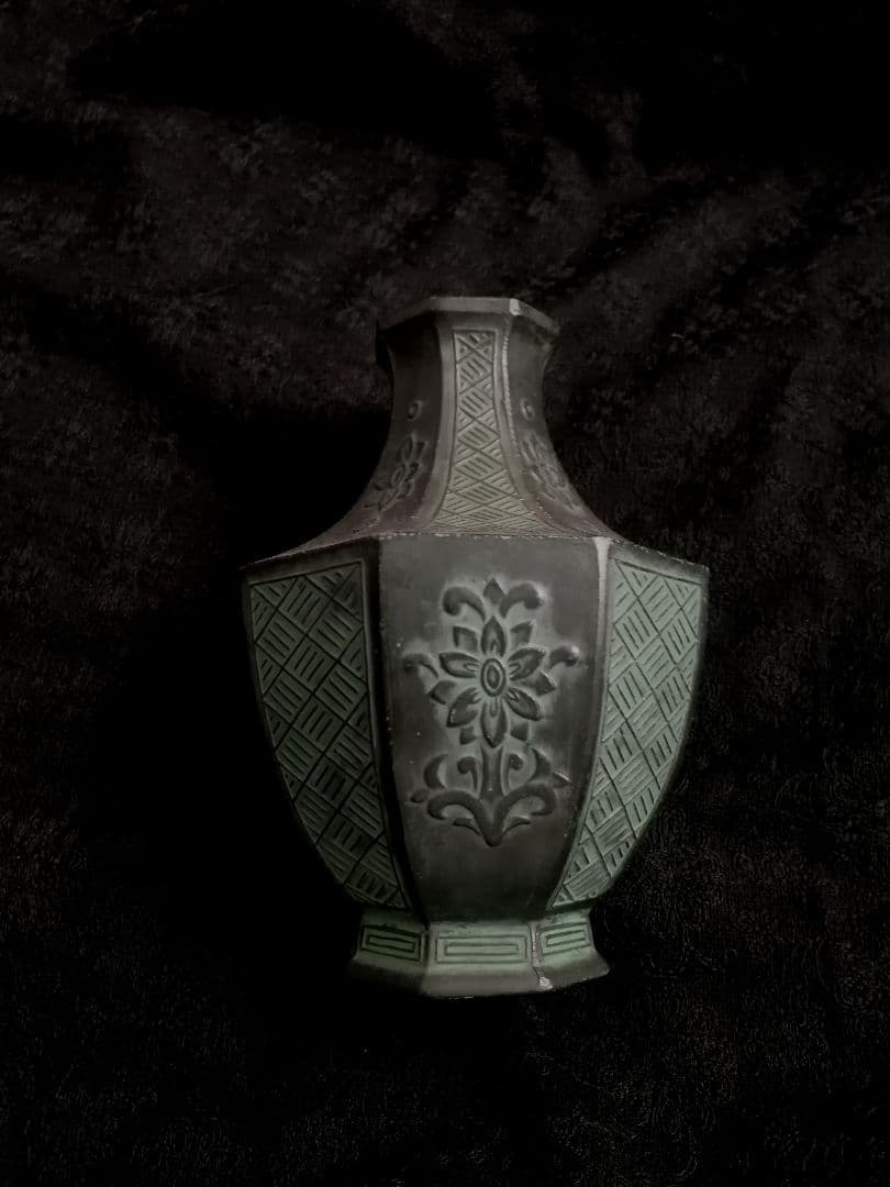 古銅 饕餮紋銅瓶 銅八角花瓶 銅花入　飛州作