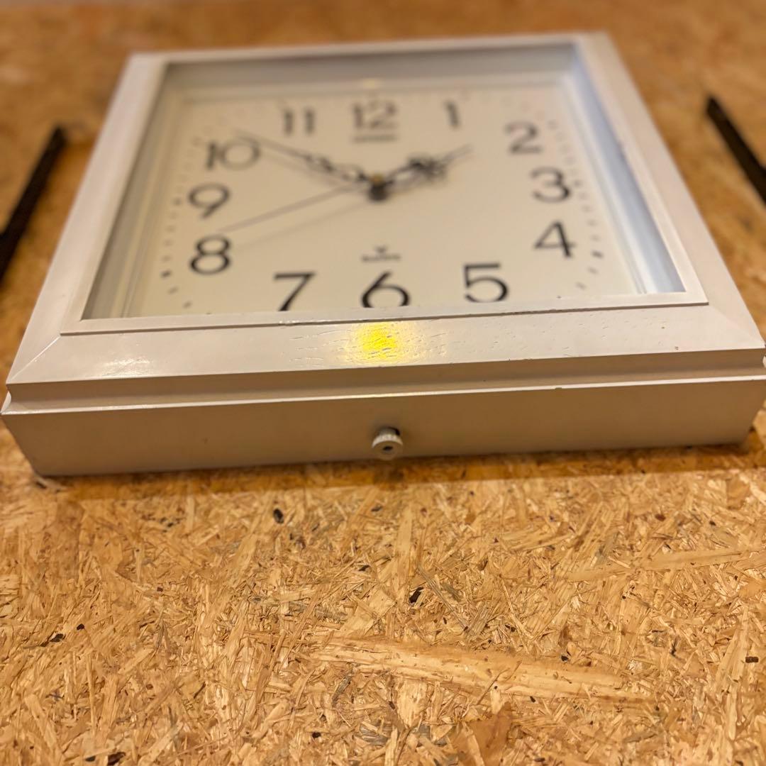 CITIZEN 昭和レトロ　壁掛け時計　ウォールクロック　ホワイトリペイント