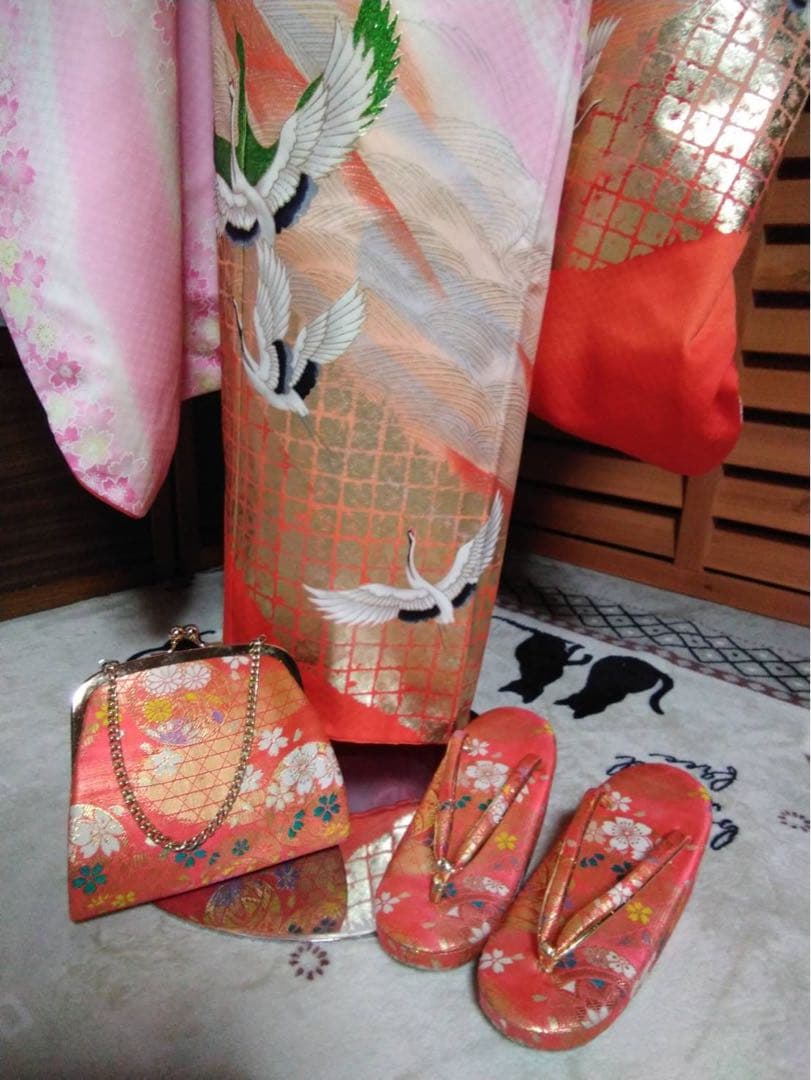 7歳向けのお着物セットです