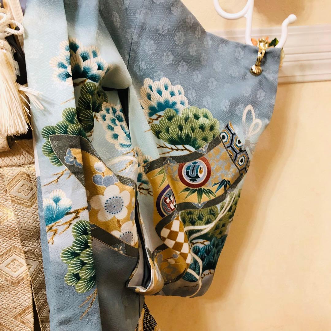 七五三５歳完全フルセット‼️人気水色系兜鷹金彩煌びやか⭐︎袴金蘭刺繍煌びやか際立つ