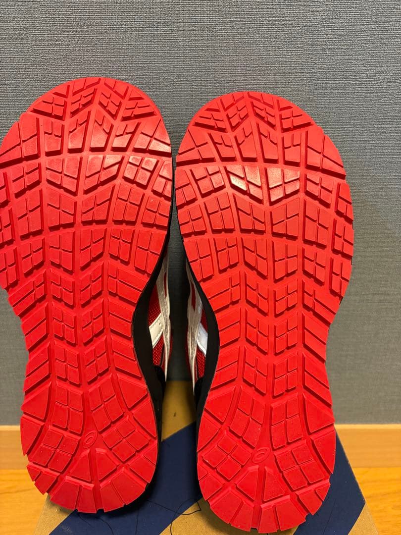 【新品未使用】 ASICS BOAシステム安全靴 レッド