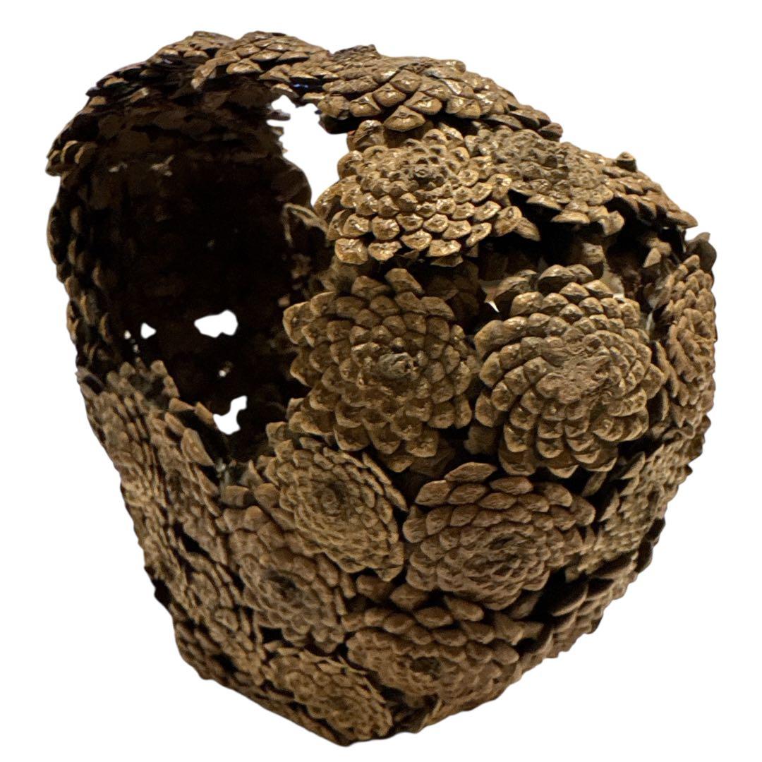 松笠細工 シダーローズ 花籠 取っ手付き 木の実クラフト バスケット オブジェ