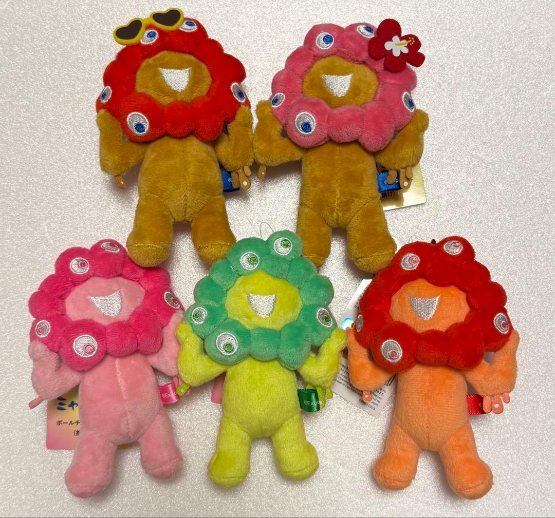 日焼けミャクミャク 推しカラーミャクミャク ボールチェーンマスコット