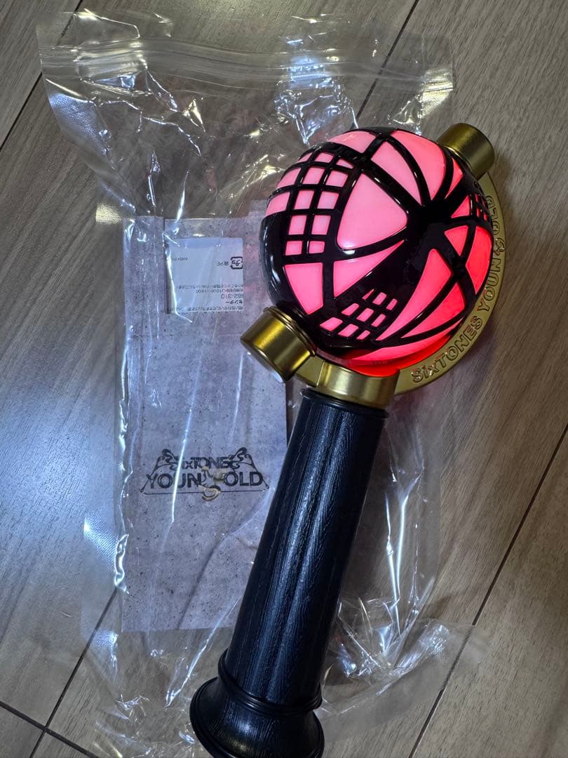 SixTONES YOUNGOLD ペンライト ストーンズ - メルカリ