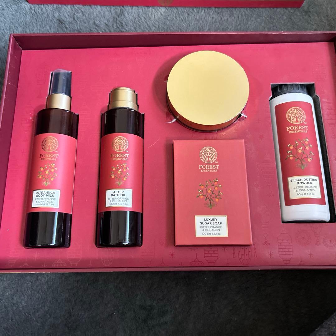 『マリサポさん』アーユルヴェーダコスメ Forest essentials