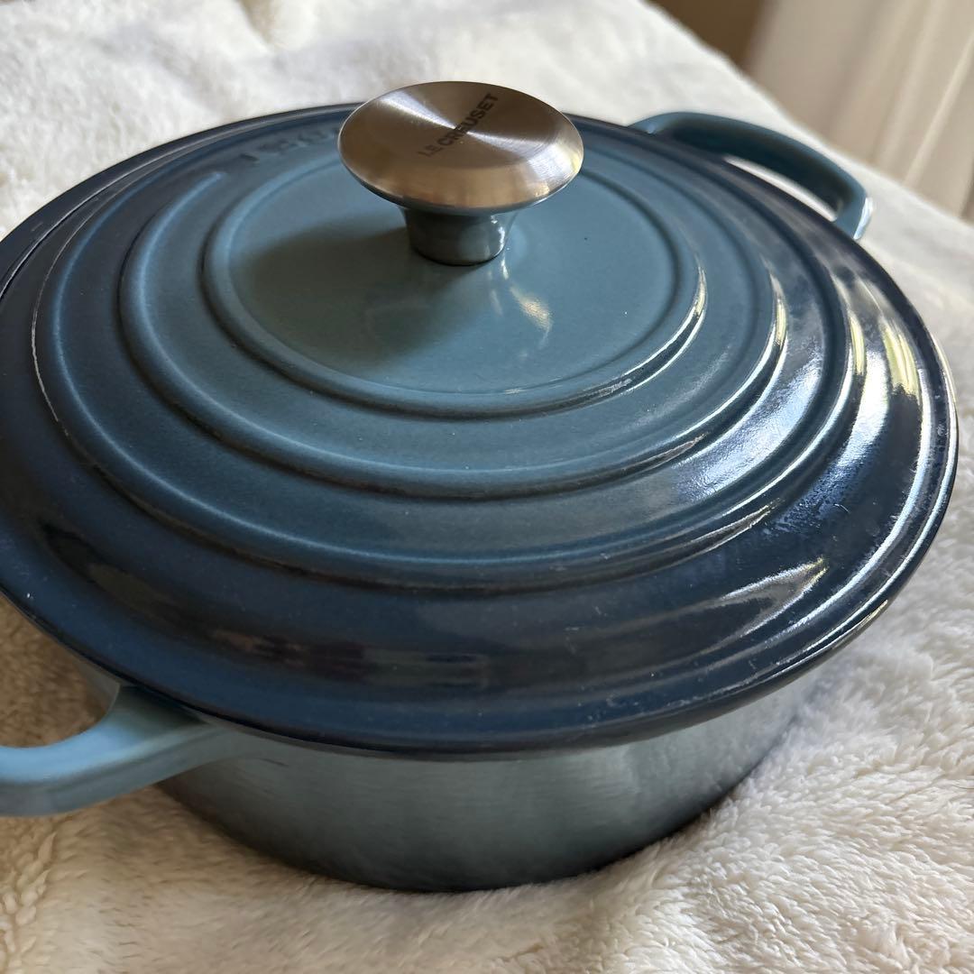 シグニチャー ココット・ロンド 20cm ディープティール （シルバー