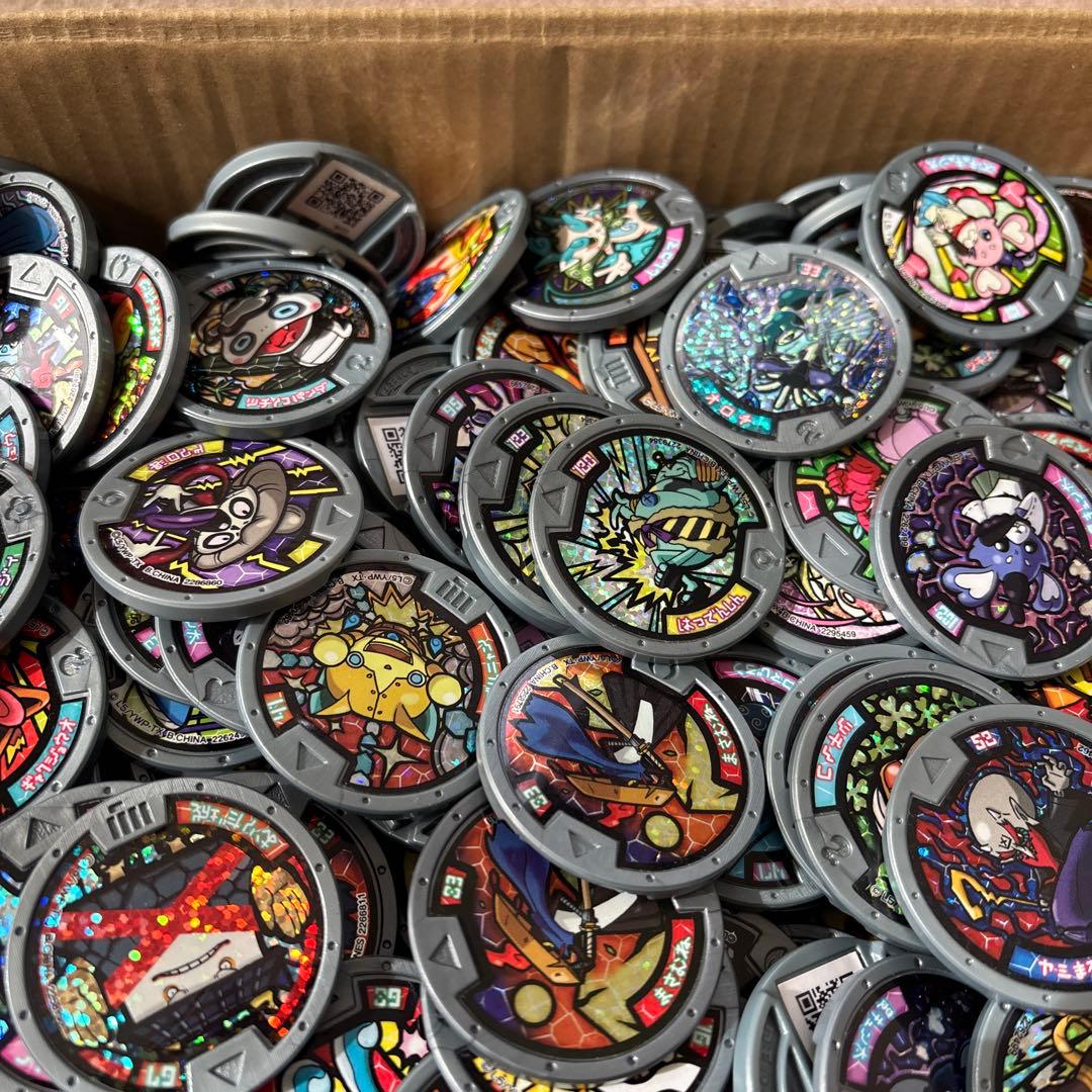 妖怪メダル 2.8kg グレー 初代 大量 まとめ売り - メルカリ