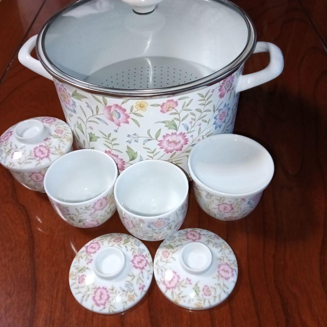 EJIRY エジリー　蒸し兼用鍋　深型鍋　蒸し茶碗付き　ほうろう　24cm